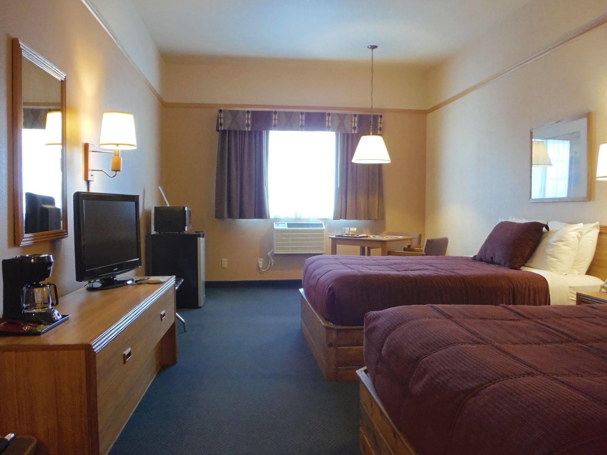 Choteau Stage Stop Inn Bagian luar foto