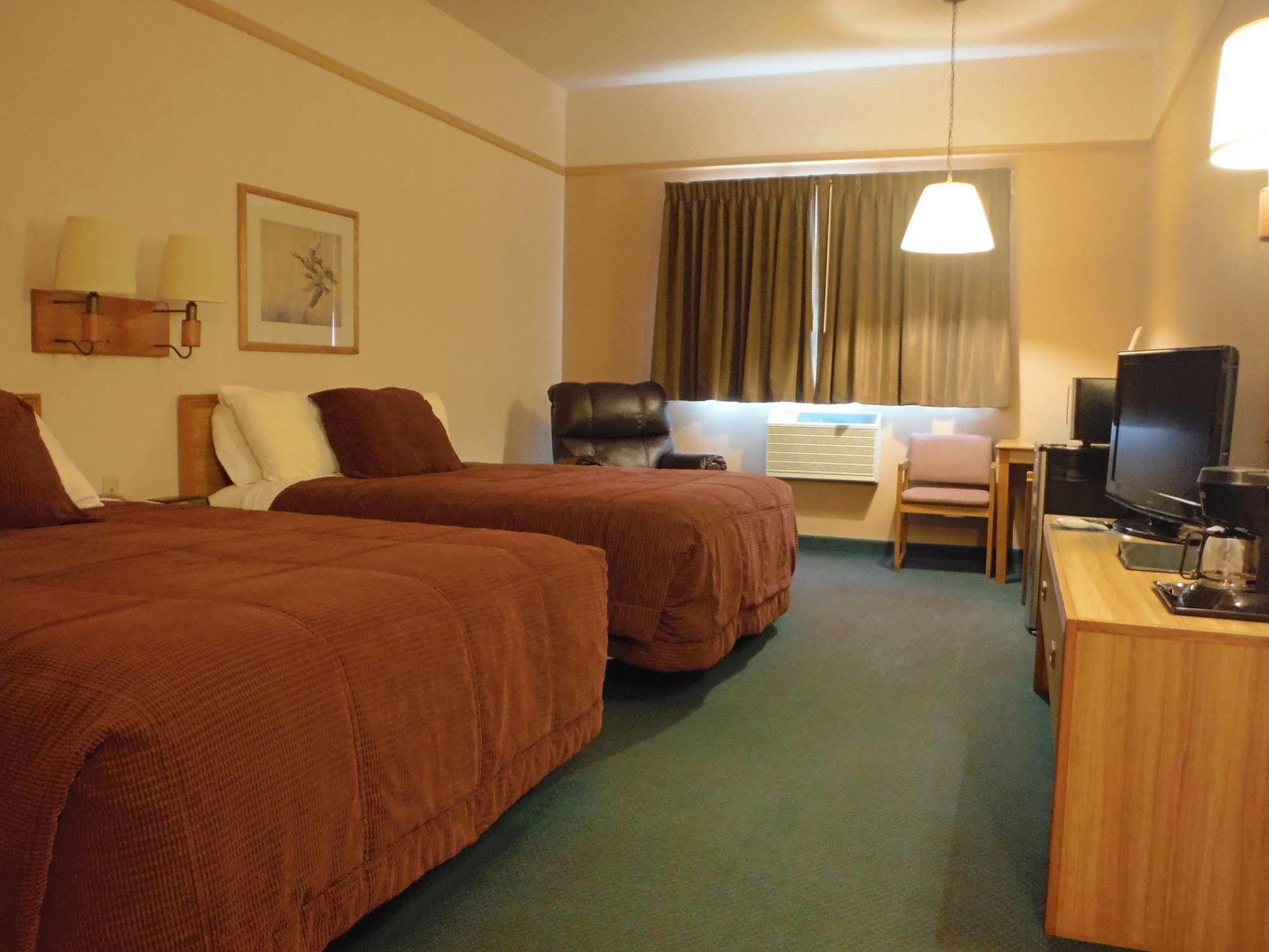 Choteau Stage Stop Inn Bagian luar foto