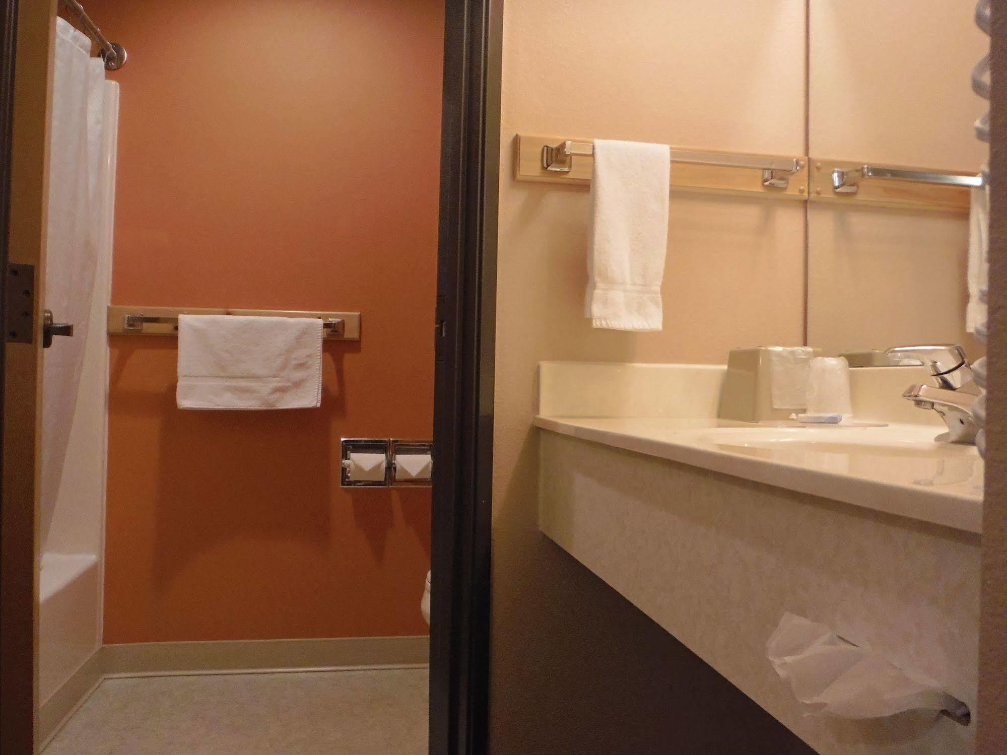 Choteau Stage Stop Inn Bagian luar foto
