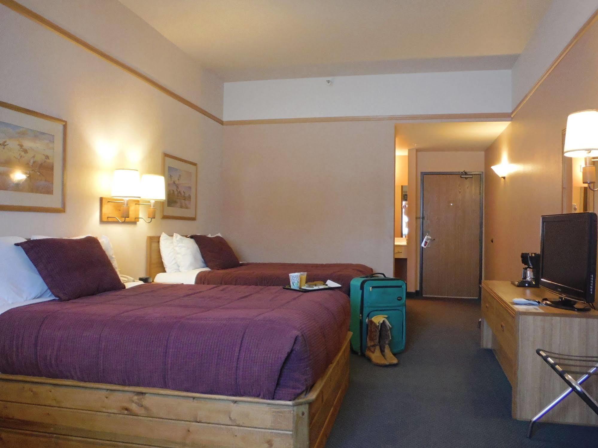 Choteau Stage Stop Inn Bagian luar foto